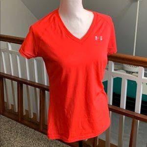 Under Armor small melon T-shirt